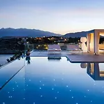 Seafront Luxury Escape With Infinity Pool 别墅 Akrotírion