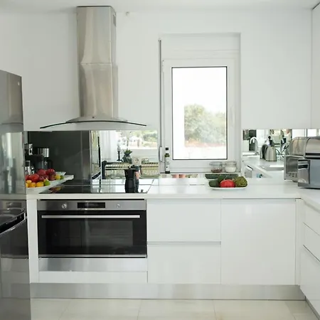 Seafront Luxury Escape With Infinity Pool * Akrotiri (Santorini)