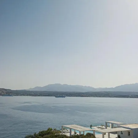 Seafront Luxury Escape With Infinity Pool Villa